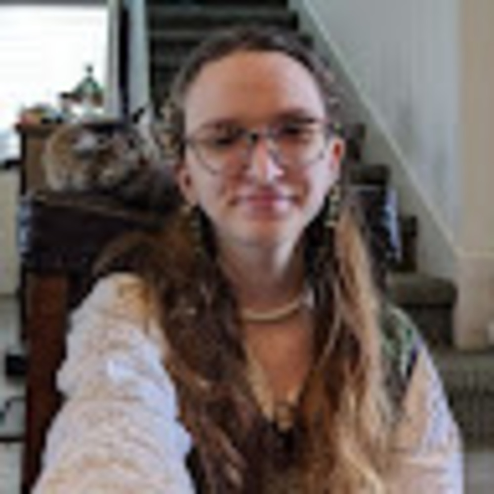 Meet your Posher, Gwen